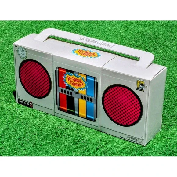 SDCC 2025 Exclusive Jazwares Yo Gabba Gabba Boombox w/Sound 5-Figure Set LE 500 - Picture 2 of 6